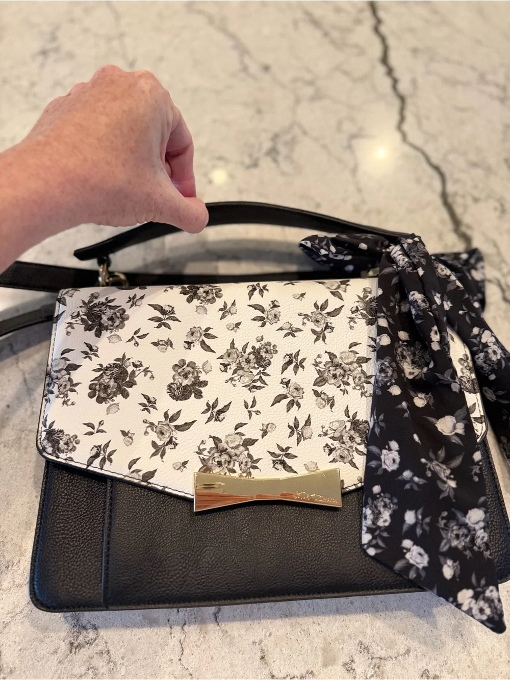 Betsey Johnson Black & White Floral Bow Crossbody Shoulder Bag Faux Leather